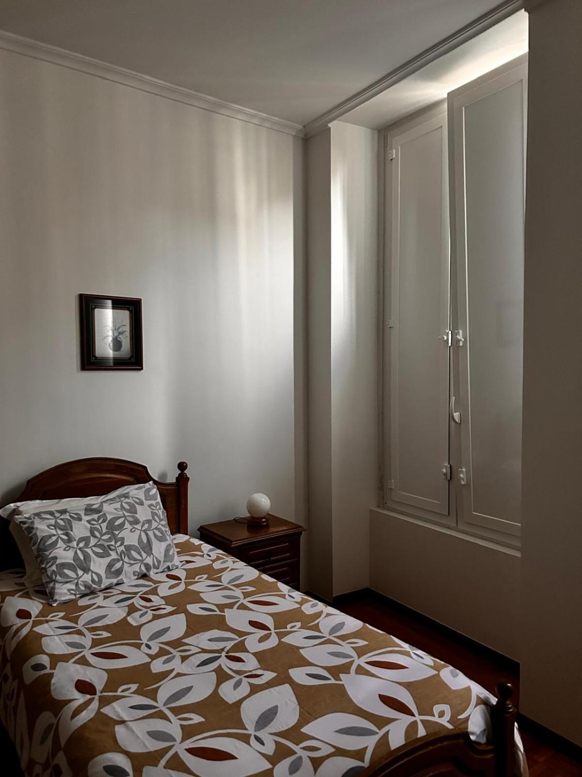 Bed and Breakfast Residencial Real - Antiga Rosas Віла-Реал Екстер'єр фото