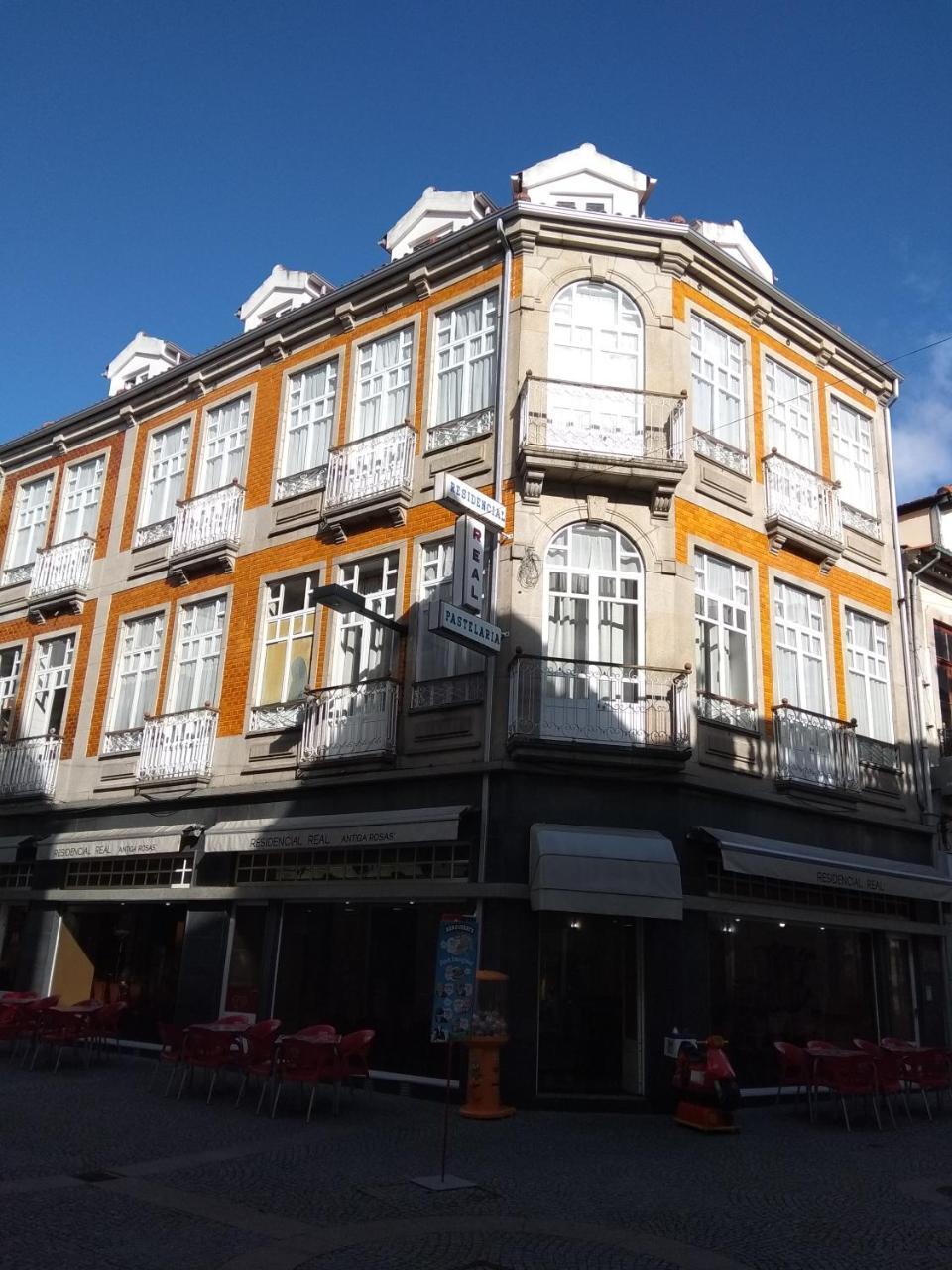 Bed and Breakfast Residencial Real - Antiga Rosas Віла-Реал Екстер'єр фото